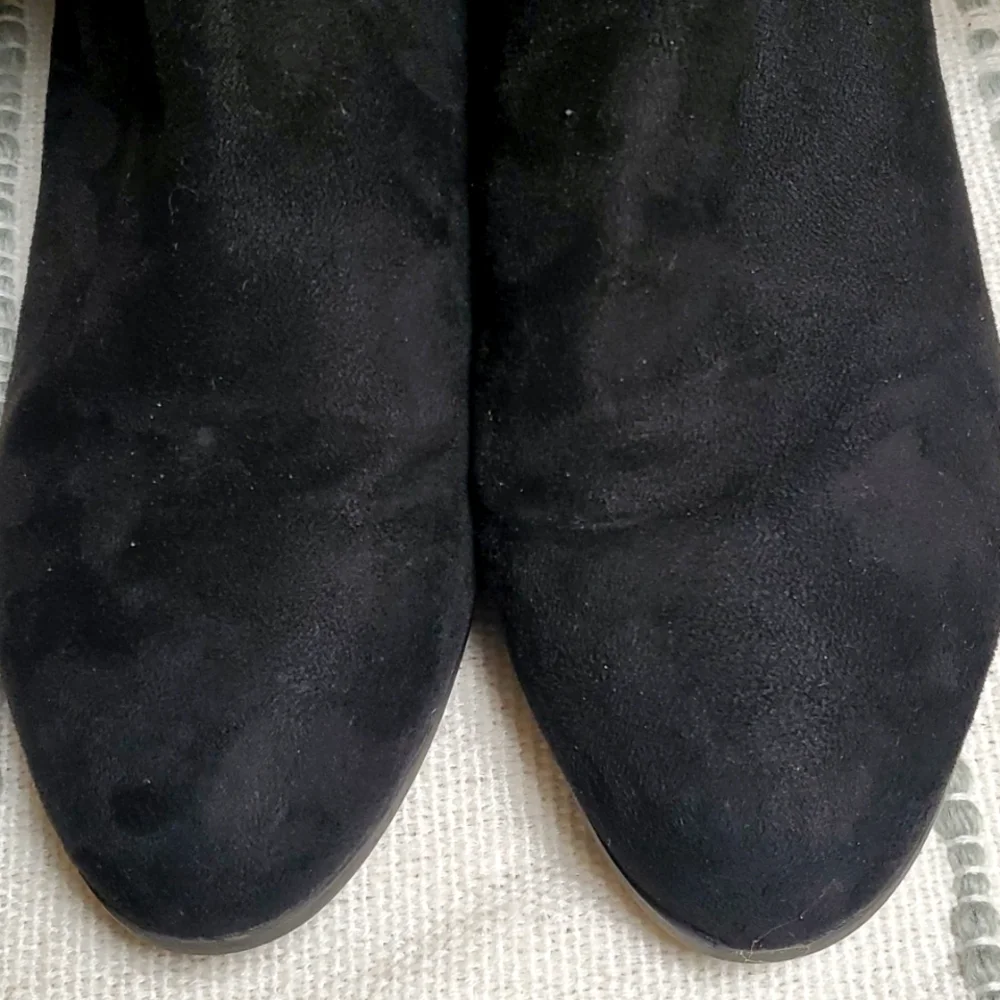 Forever 21 Black Faux Suede Over The Knee Boots Size 11 W